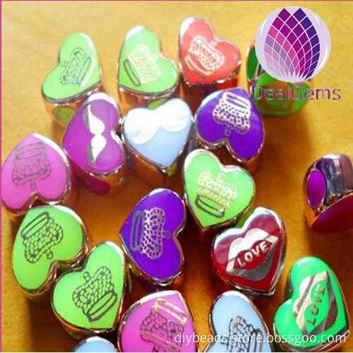 Wholesale Bulk Acrylic Plate with Logo 12x11mm Heart Beads for Kid Diy Jewelry